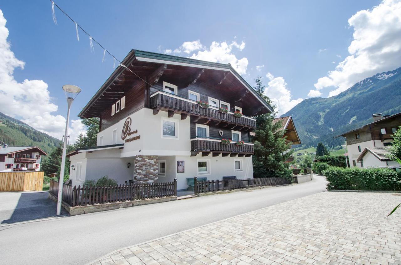 Bhome Gästehaus b&b / Apartments Neukirchen am Großvenediger Exterior foto