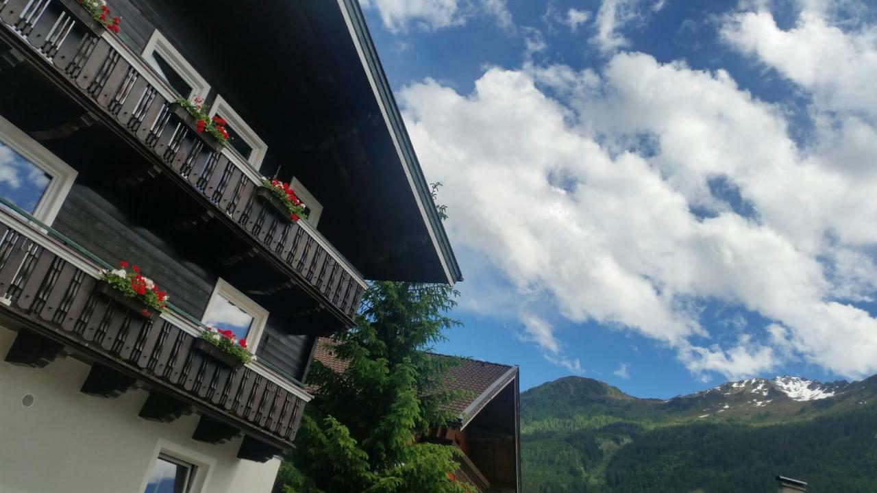 Bhome Gästehaus b&b / Apartments Neukirchen am Großvenediger Exterior foto