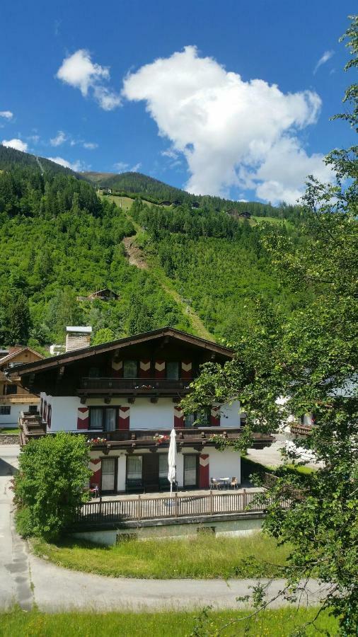 Bhome Gästehaus b&b / Apartments Neukirchen am Großvenediger Exterior foto